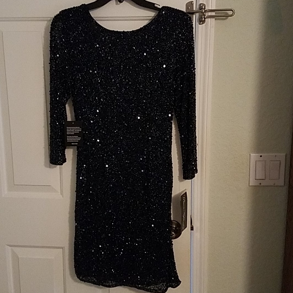 Pisarro Nights, size 4, new